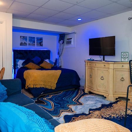 The Blue Room Luxury Suite Довер Экстерьер фото